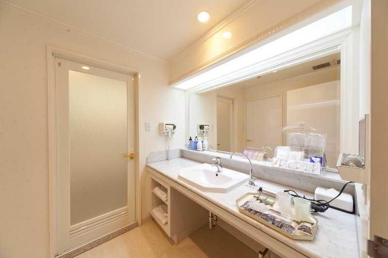 Hotel Fine Garden Juso (Adults Only) Osaka Eksteriør billede